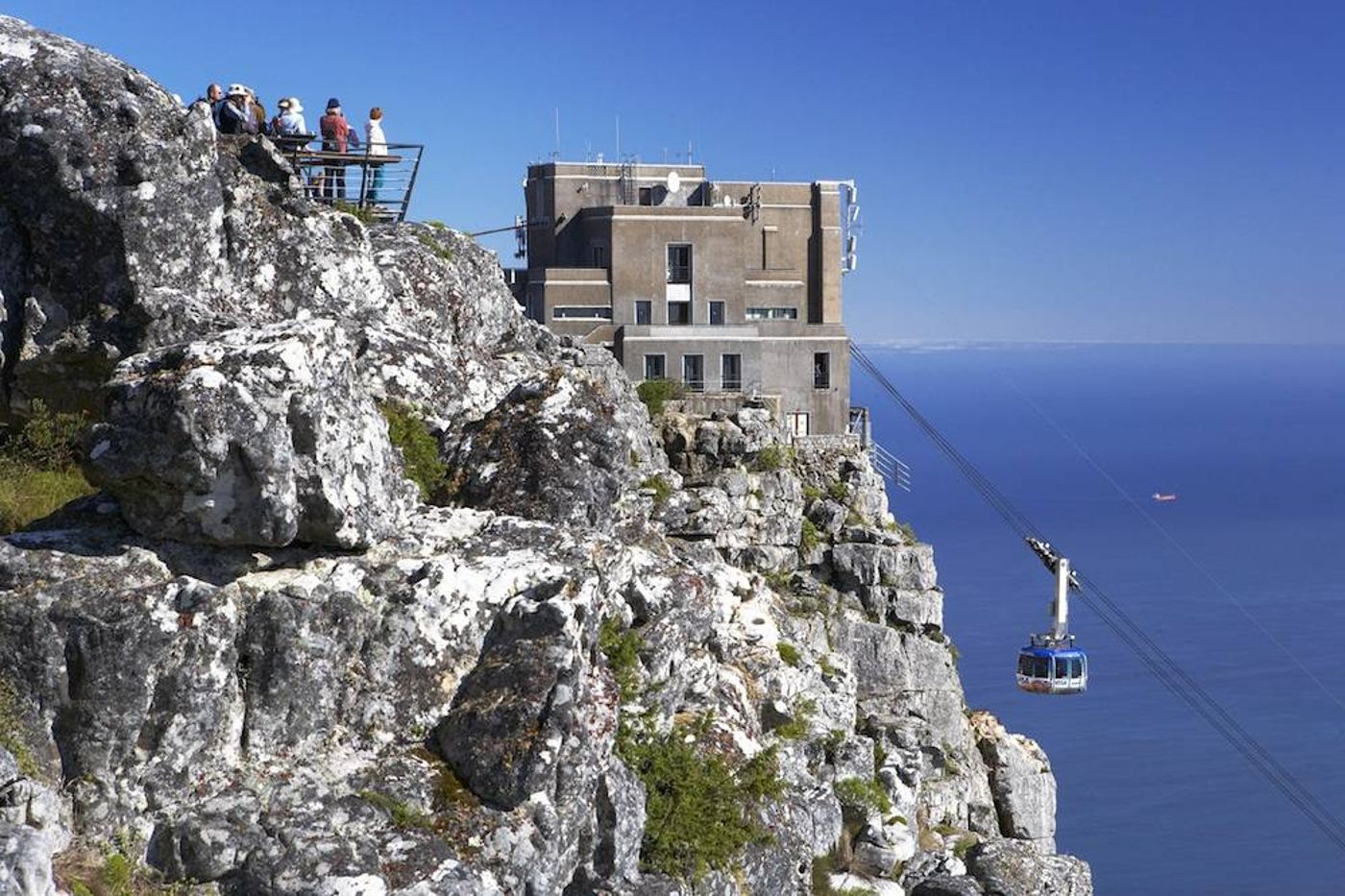 The-Three-Boutique-Hotel-Sports-and-Entertainment-28