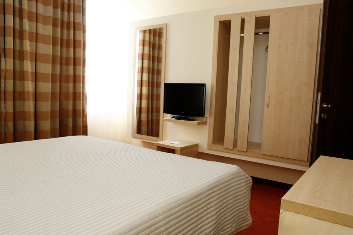 Capitol Bucharest - Romania - BUCHAREST - Room - 8