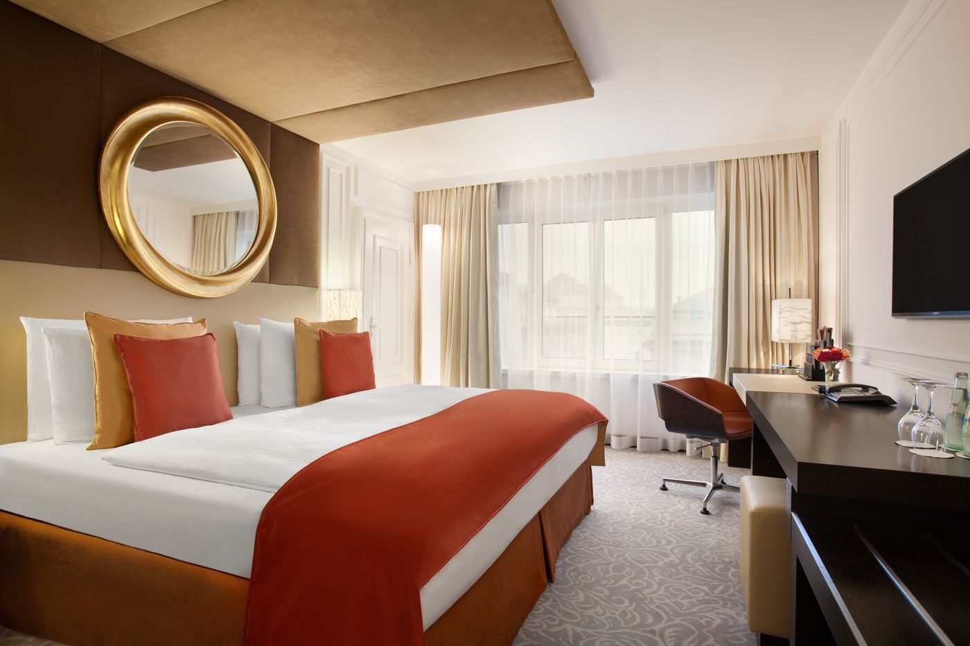 Hotel-Vier-Jahreszeiten-Kempinski-Munich-Room-52
