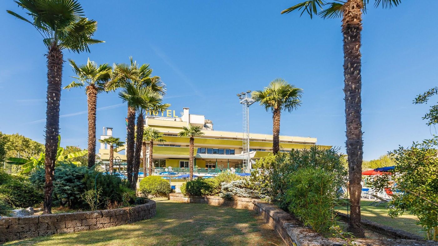 Country Club-Italy-LUCCA -General view-5