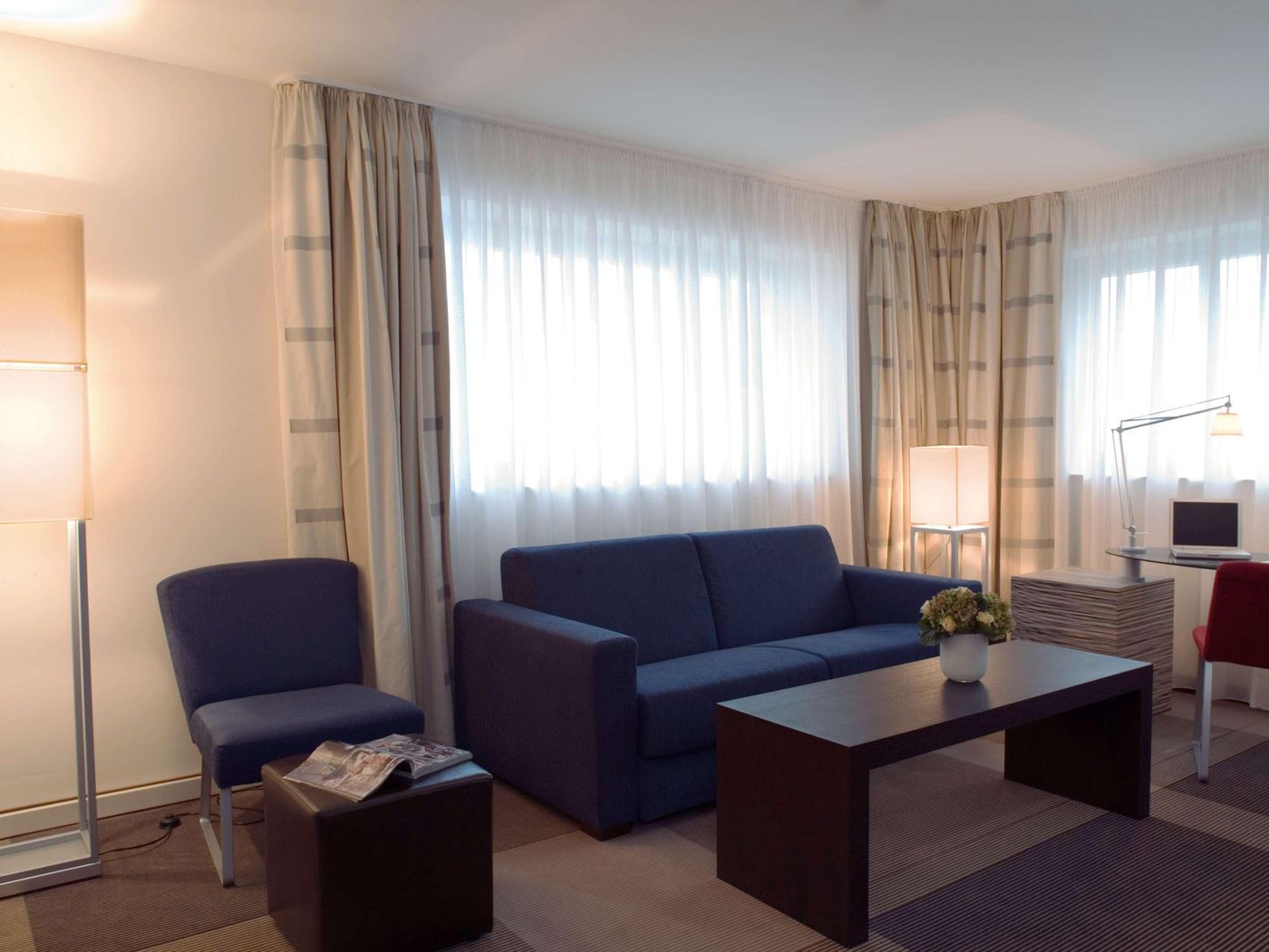 Movenpick-Amsterdam-City-Room-38