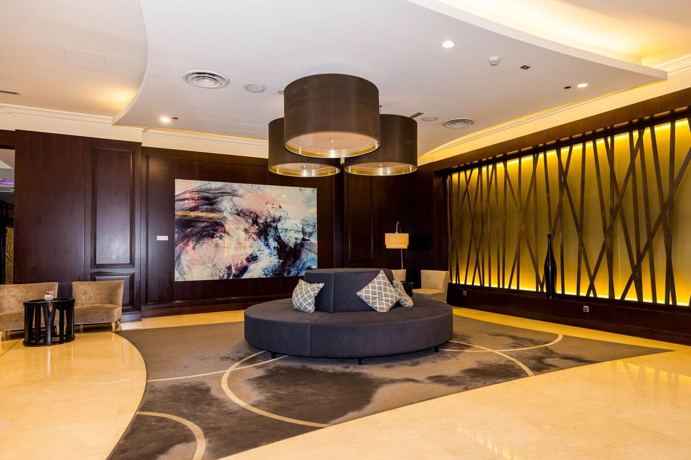 Le-Meridien-Mina-Seyahi-Beach-Resort---Marina-Lobby-62