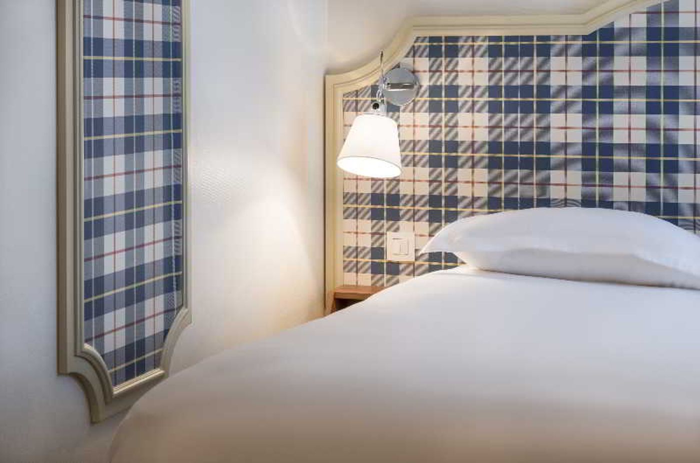 Hotel-Boris-V--by-HappyCulture-Room-26