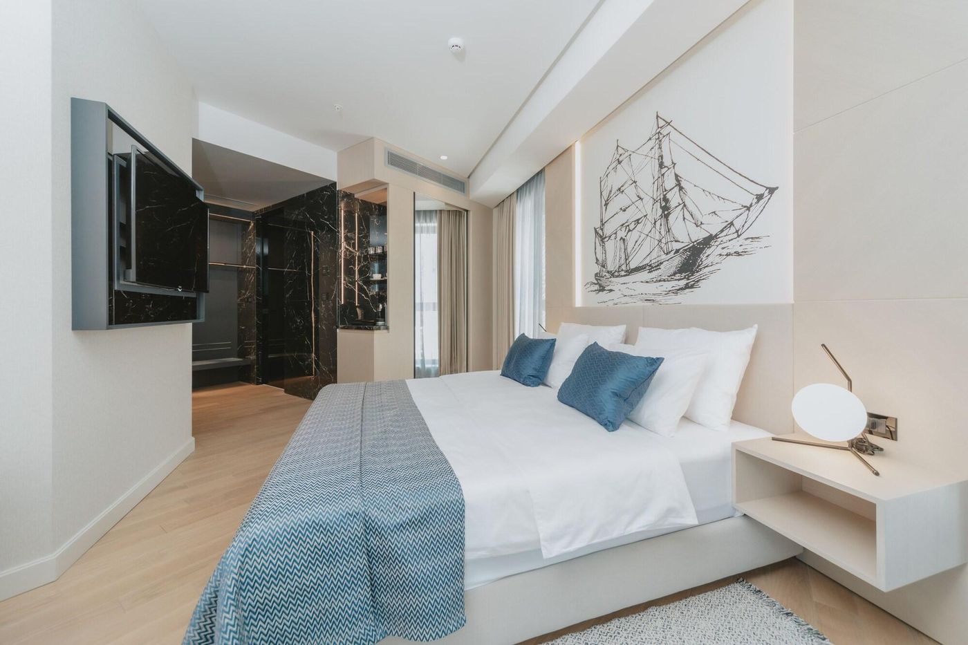 Katamare-Hotel-Room-12