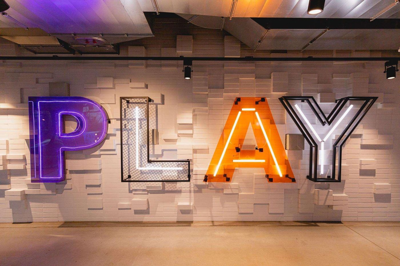 The-Social-Hub-Berlin-Lobby-37