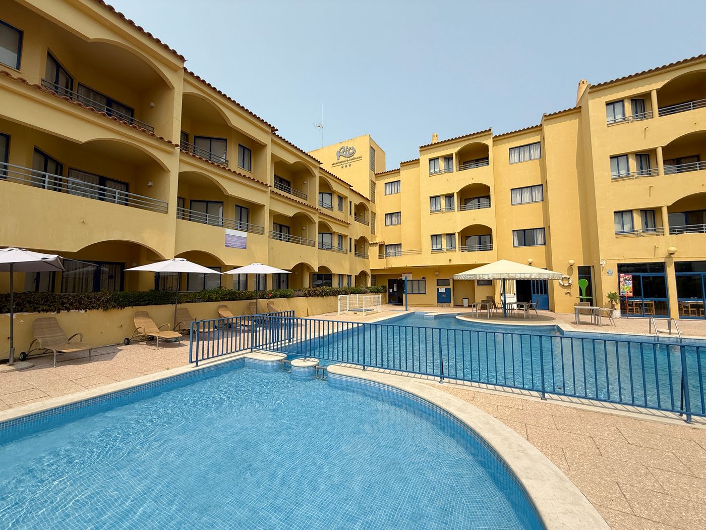 Rio-Apartments-Pool-6