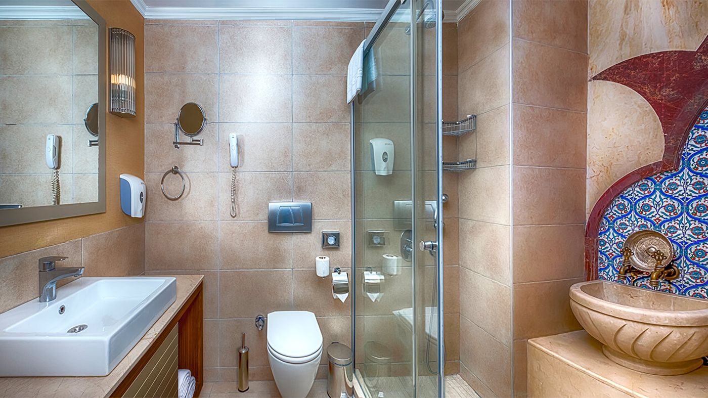 Well-Palace-Side-Room-38