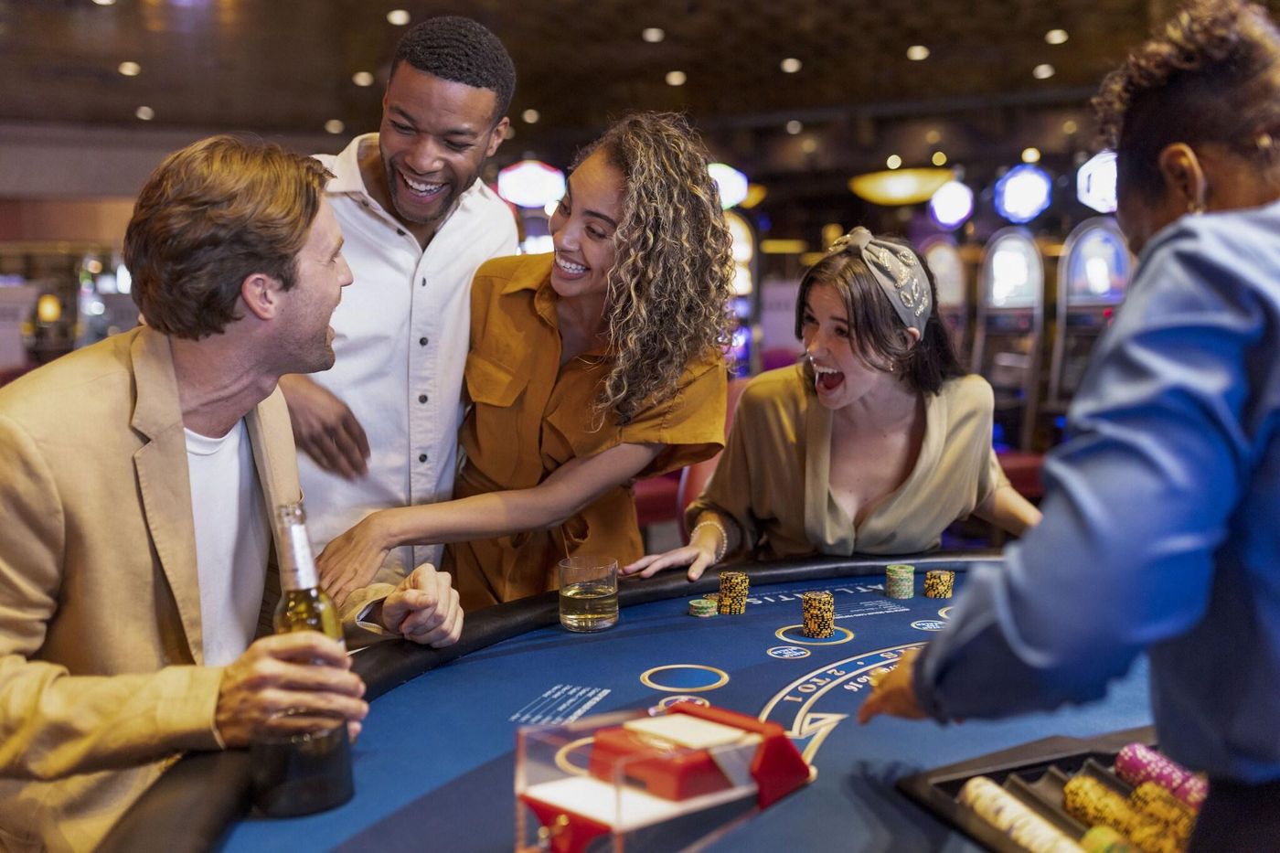 The-Cove-Atlantis-Sports-and-Entertainment-58