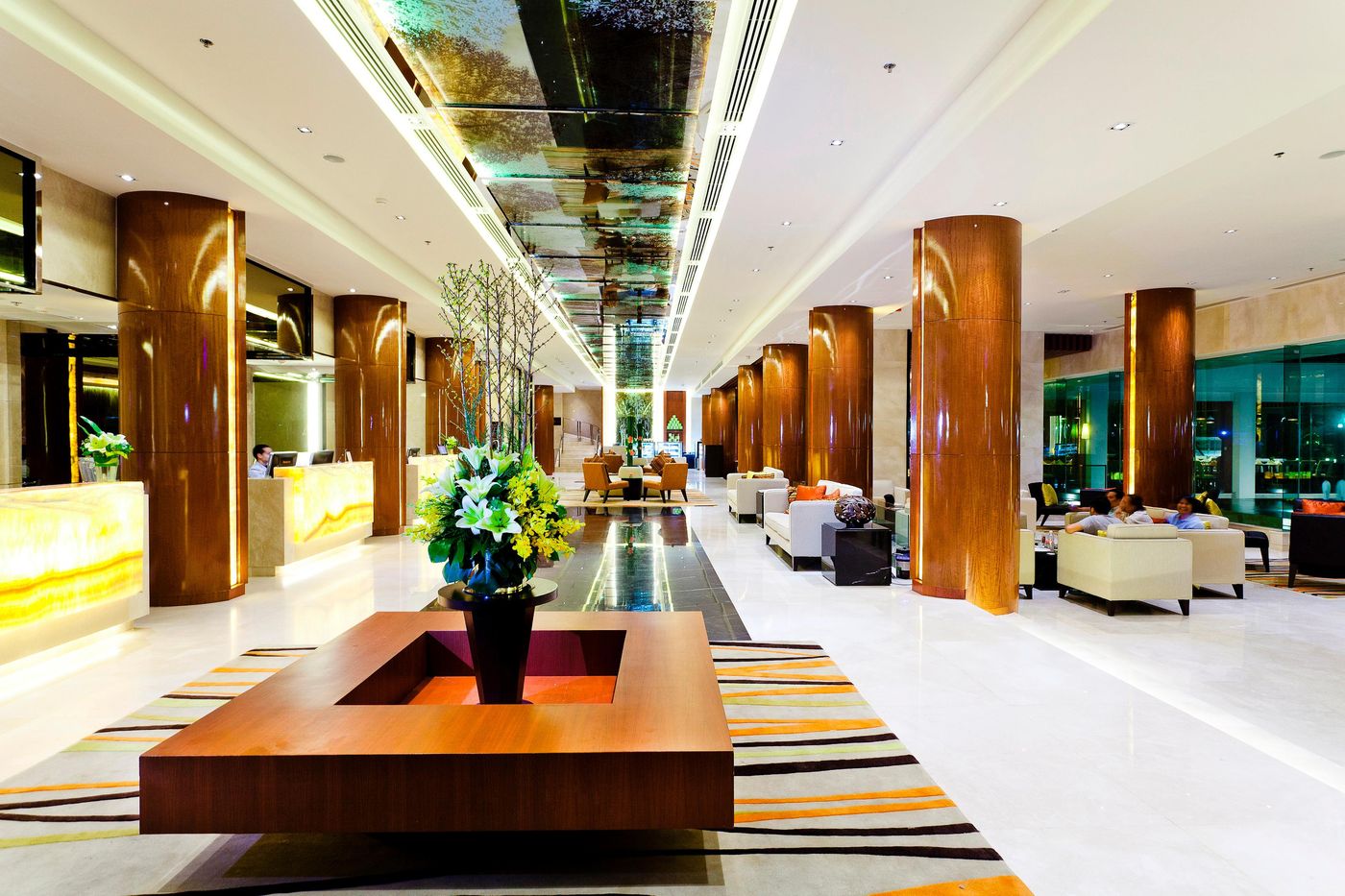 Royal-Princess-Larn-Luang-Bangkok-Lobby-5