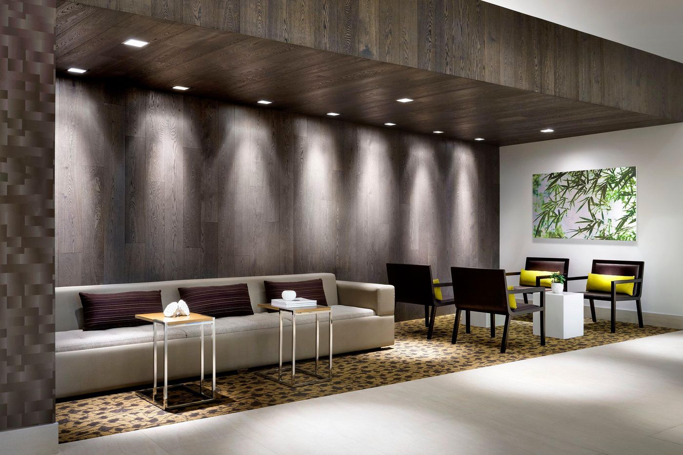 Element-Vancouver-Metrotown-Lobby-16