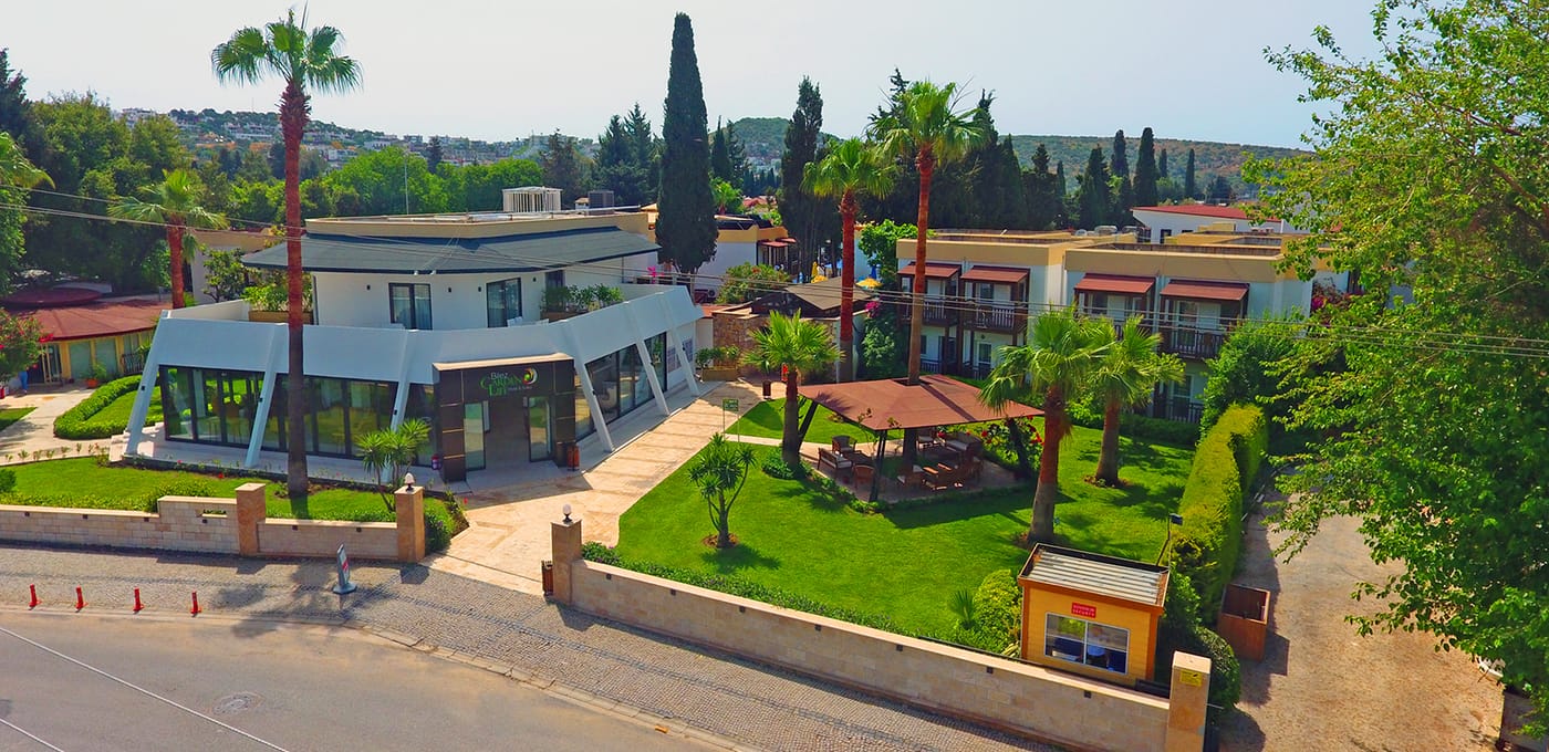 Bitez-Garden-Life-General-view-17