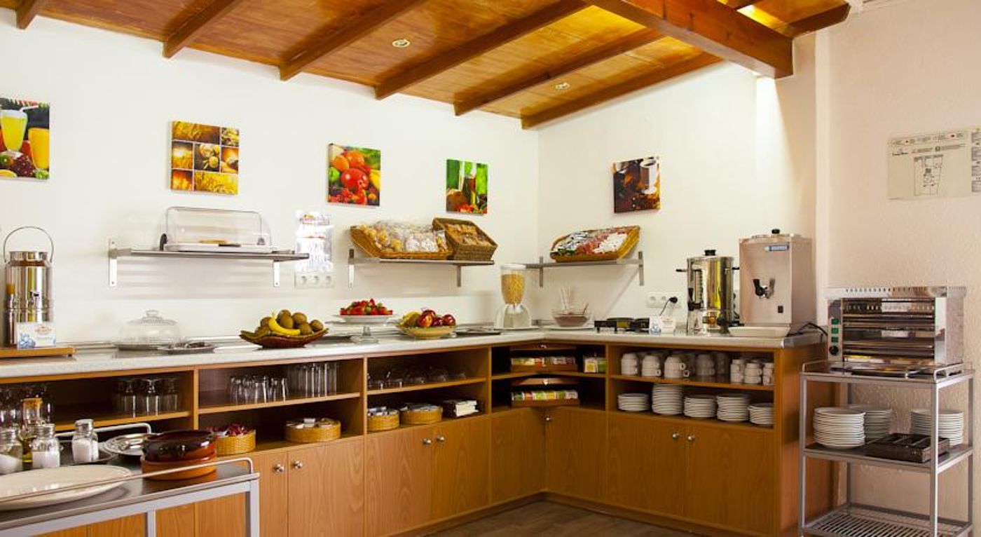 HOSTAL EUROPA PUNICO