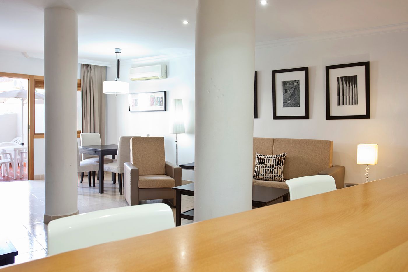 Ecuador-Park-Room-61