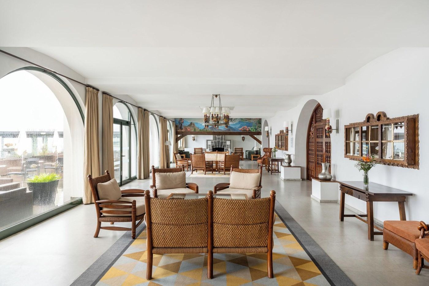 Parador-de-Cruz-de-Tejeda-Lobby-53