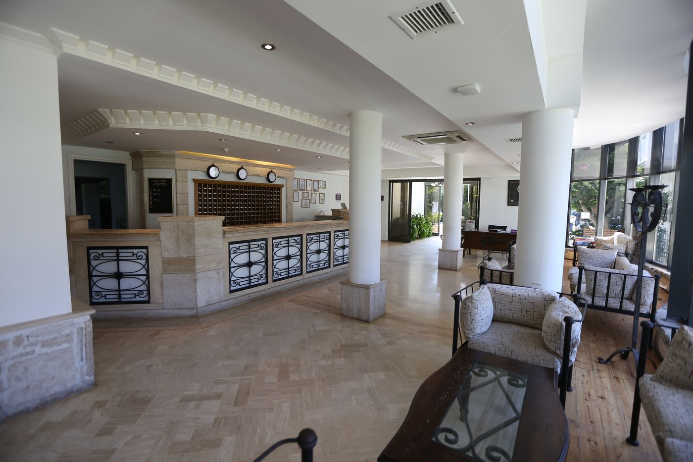 Izer Hotel & Beach Club