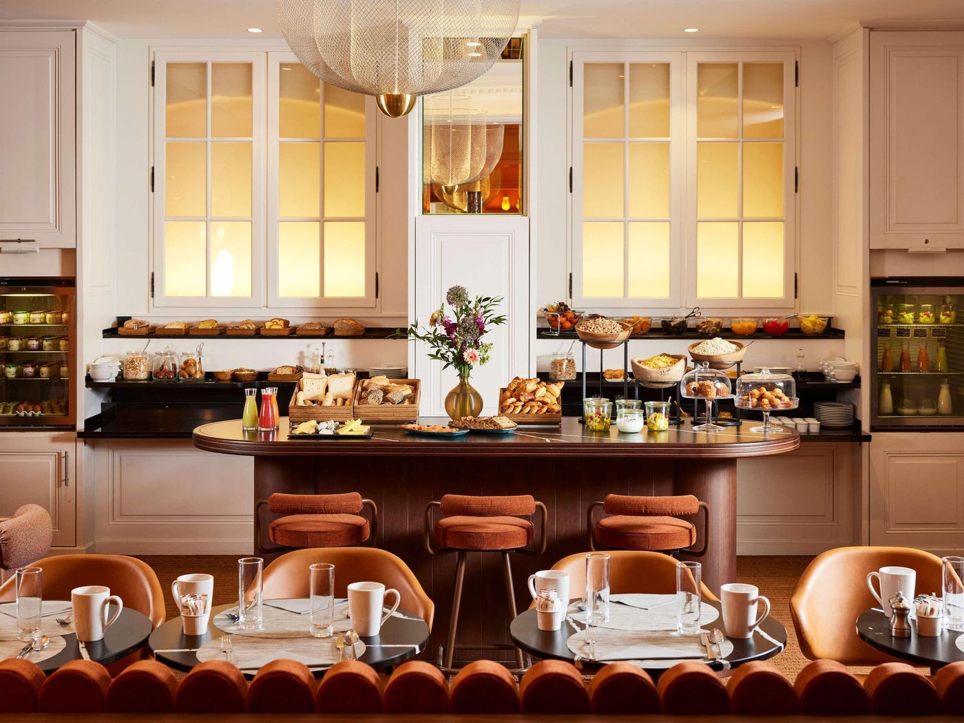 Baltimore-Paris-General-view-50