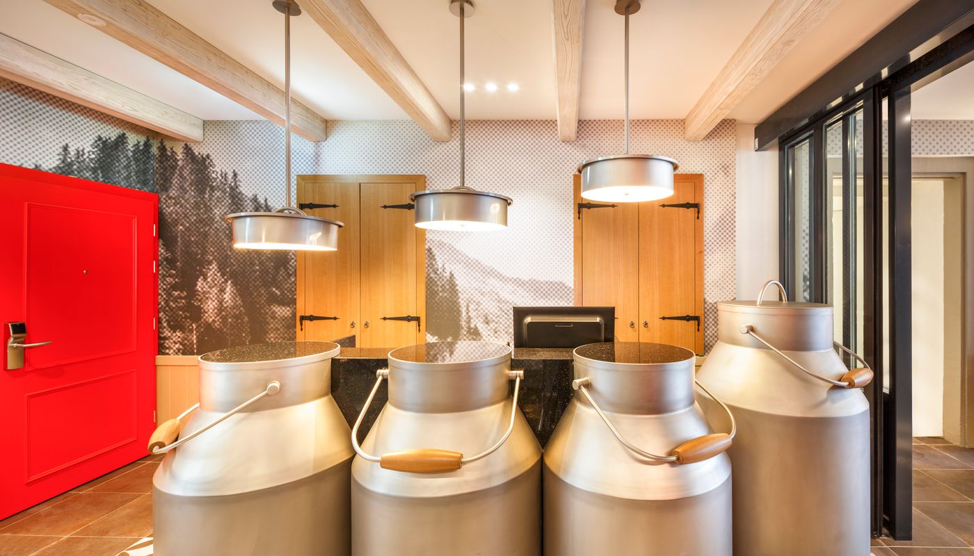 Swiss Night by Fassbind-Switzerland-Zurich-Lobby-5