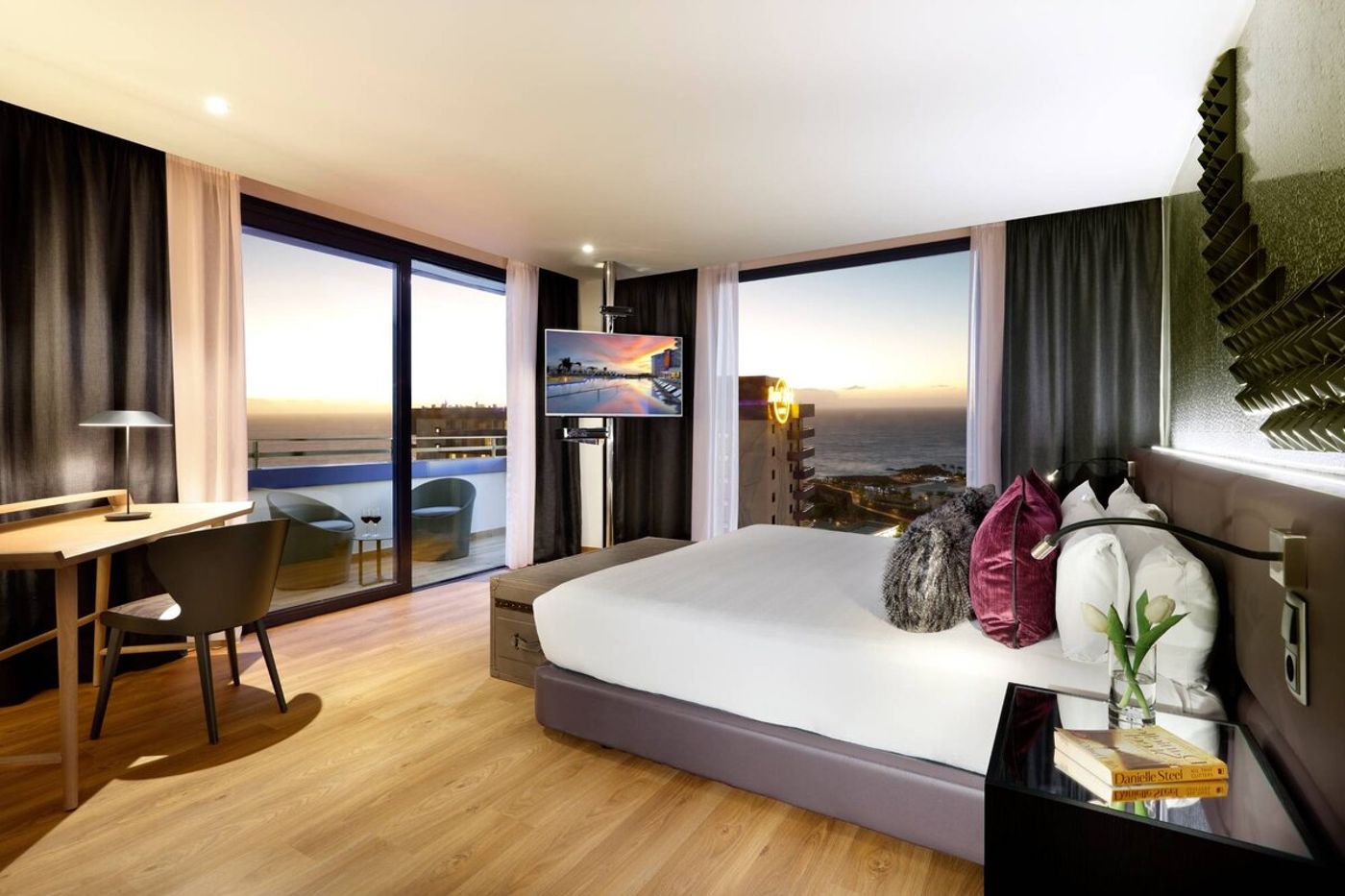 Hard-Rock-hotel-Tenerife-Room-29
