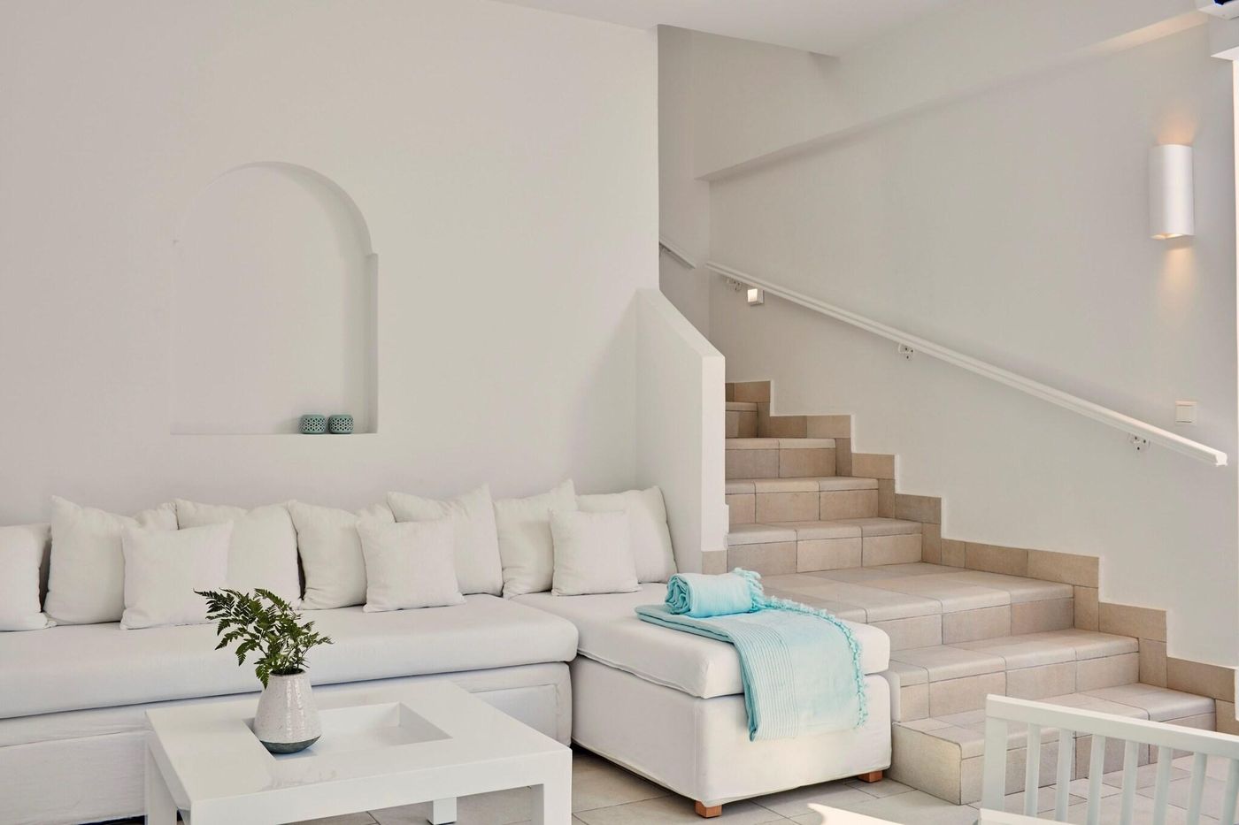 Aqua-Blue-Hotel-Room-34