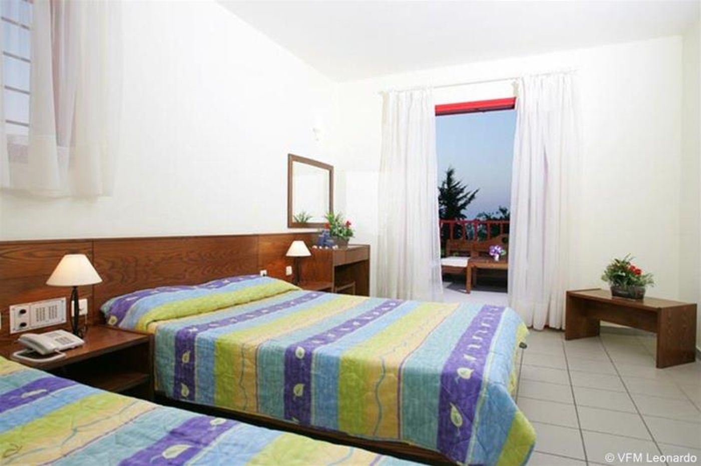 Best-Western-Sunshine-Village-Room-31