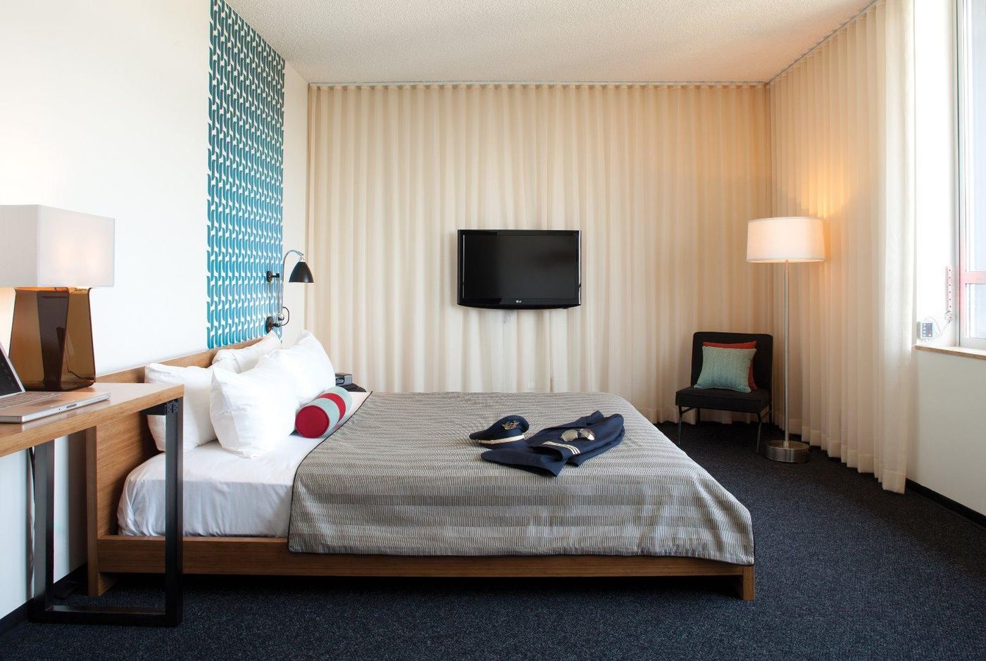 Custom-Hotel-Room-22