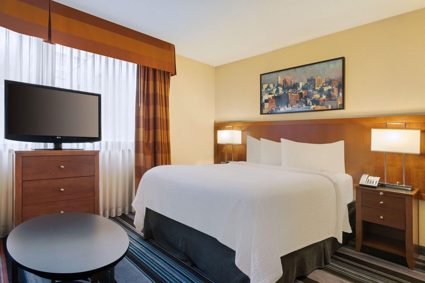 Residence-Inn-By-Marriott-New-York-Manhattan-Times-Square-Room-5
