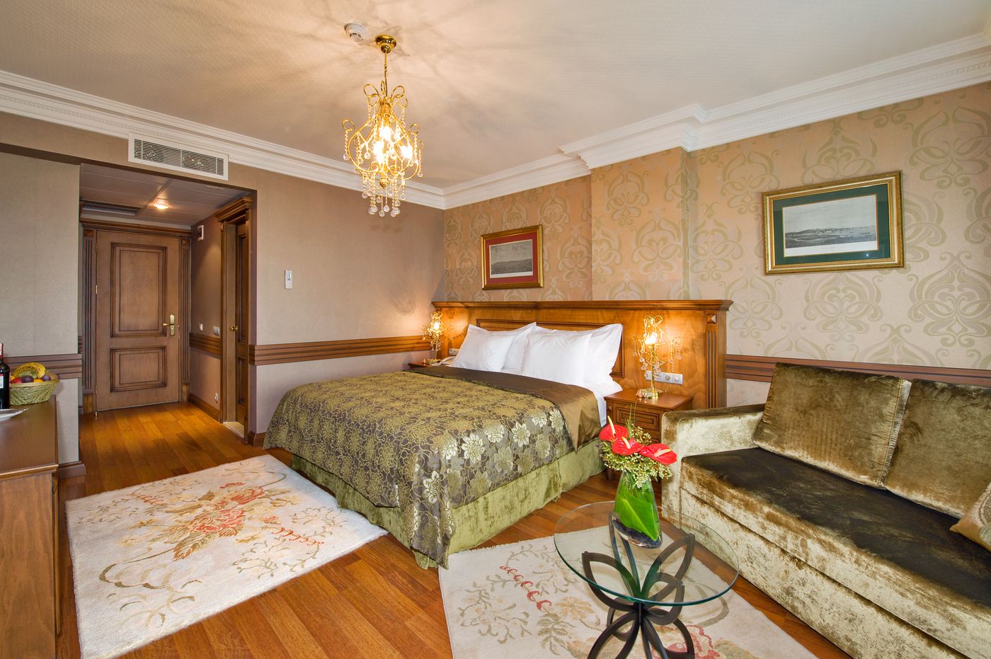 Ferman-Hotel-Room-12