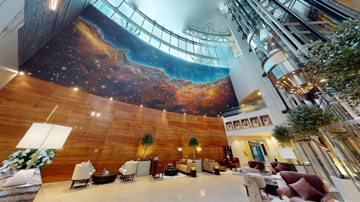 Oasis-Beach-Tower-Serviced-Lobby-30