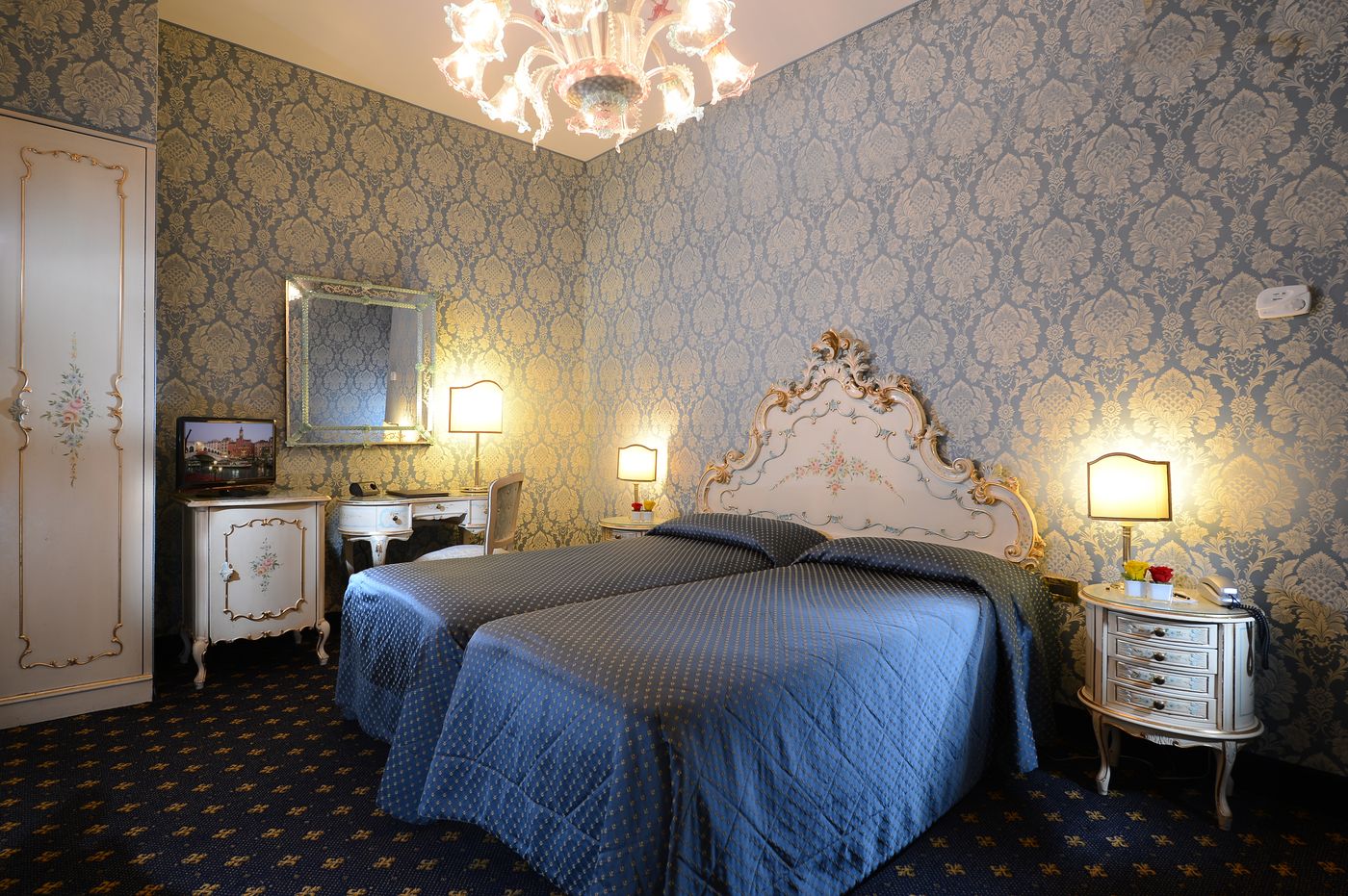 Rialto-Hotel-Room-18