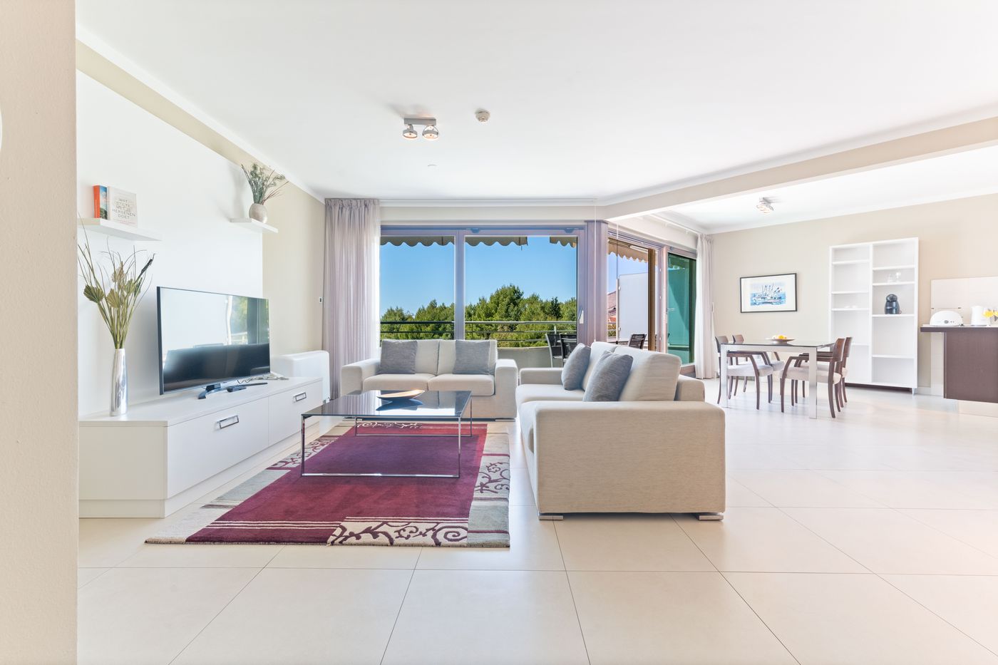 The-Residence-Room-44