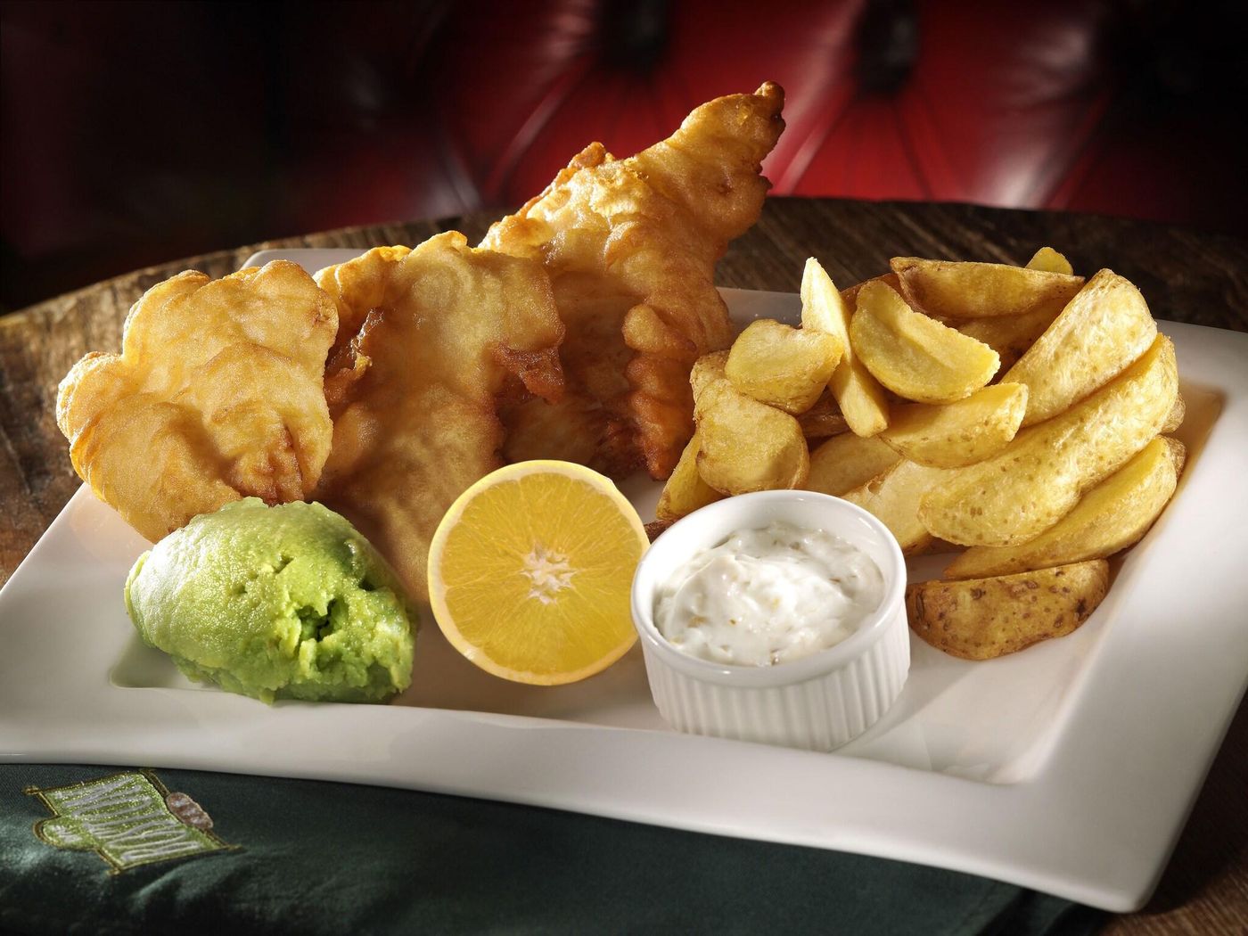 Jumeira-Rotana-Restaurant-51