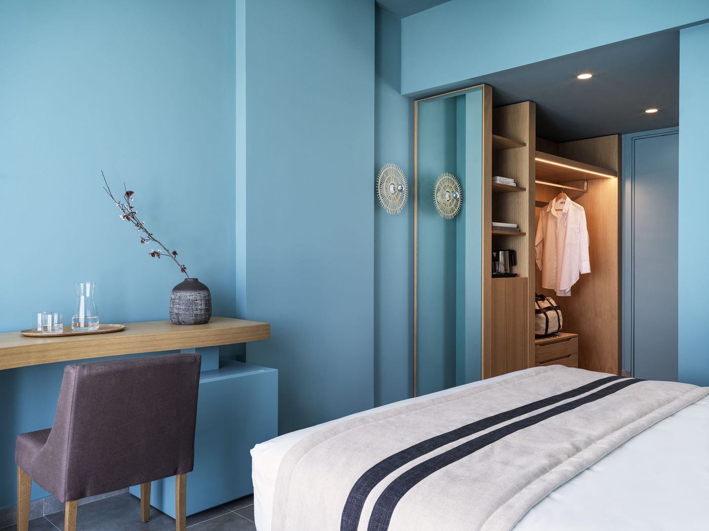 Kalamaki-Beach-Room-28