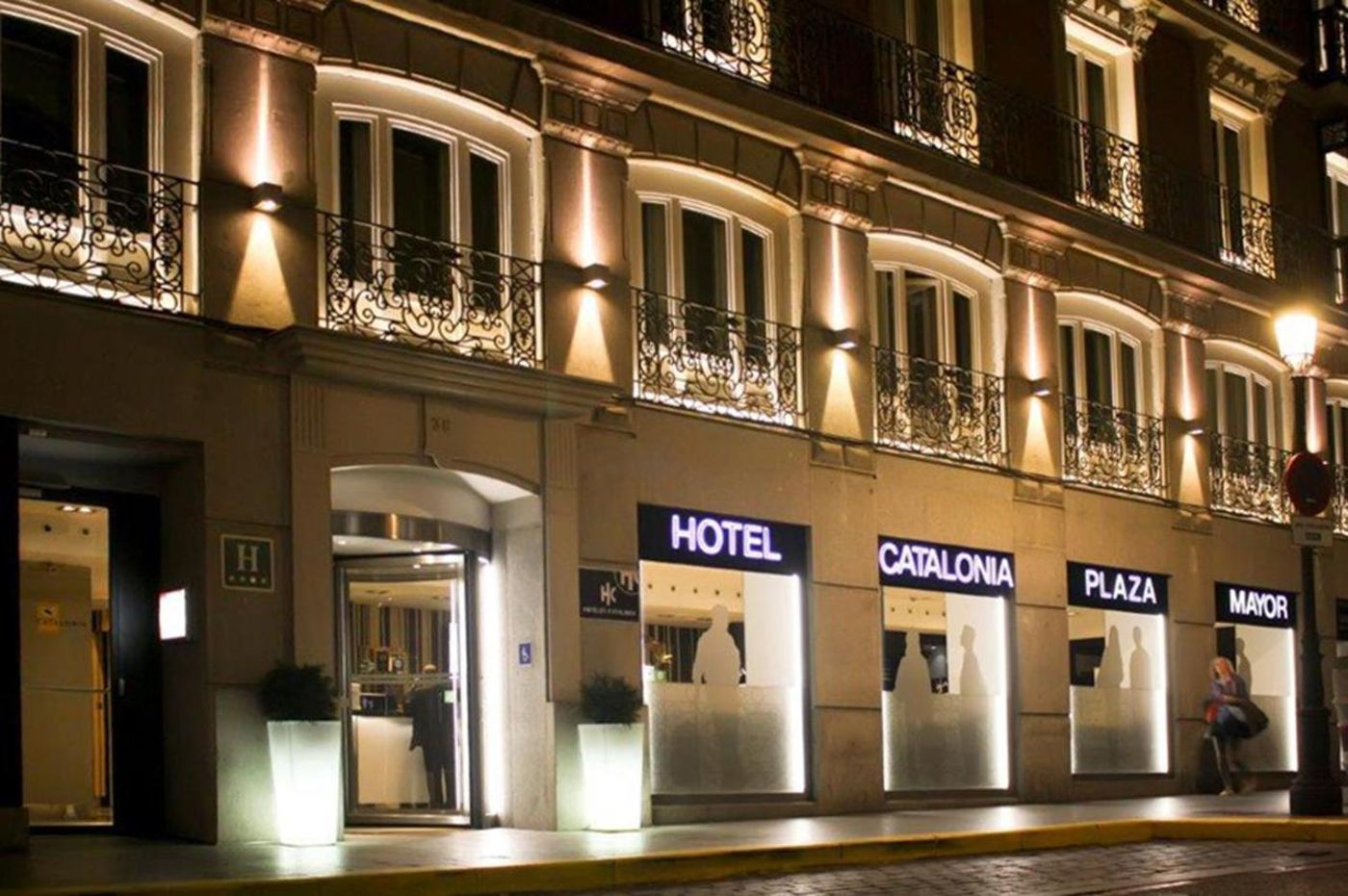 Catalonia-Plaza-Mayor-General-view-63