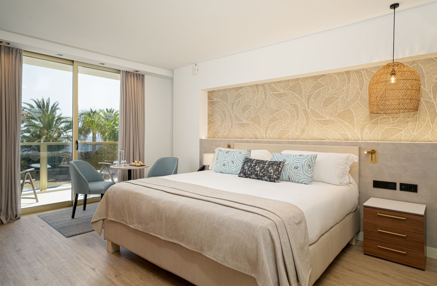 Hotel-Sir-Anthony-Room-14