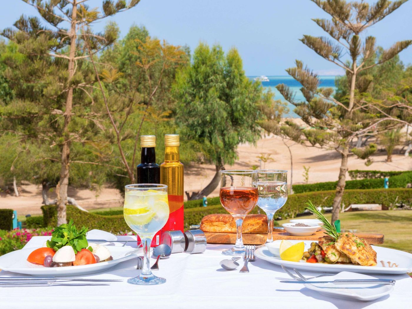 Movenpick-Resort---Spa-El-Gouna-Restaurant-60