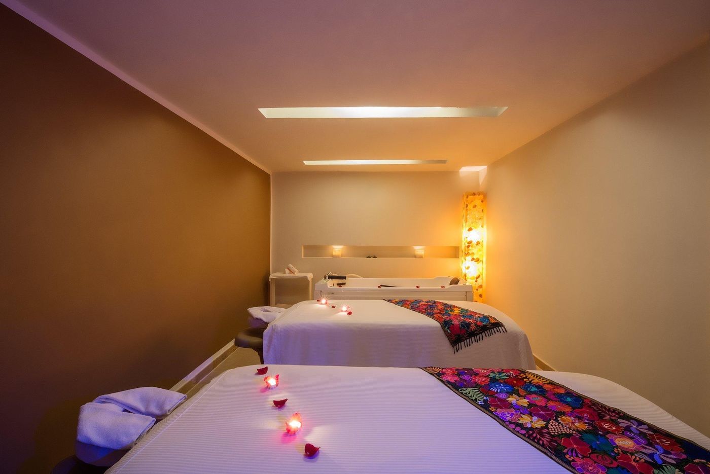 Fiesta-Americana-Condesa-Cancun-All-Inclusive-Sports-and-Entertainment-56