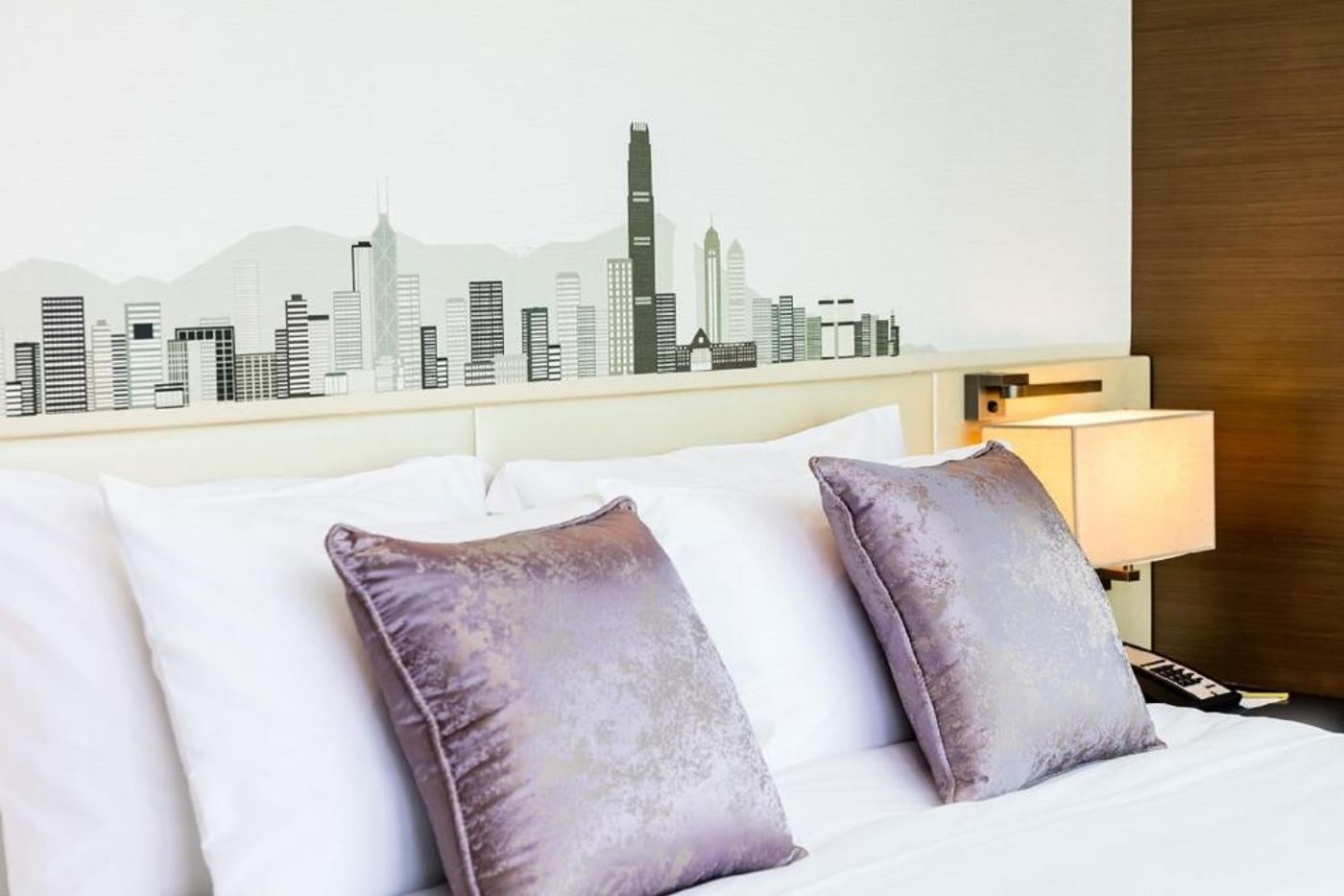 Hilton-Garden-Inn-Hong-Kong-Mongkok-Room-16