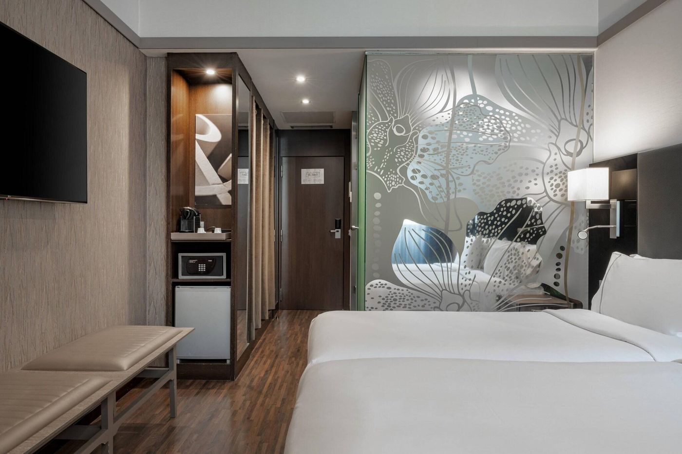 AC-Madrid-Recoletos-Room-19