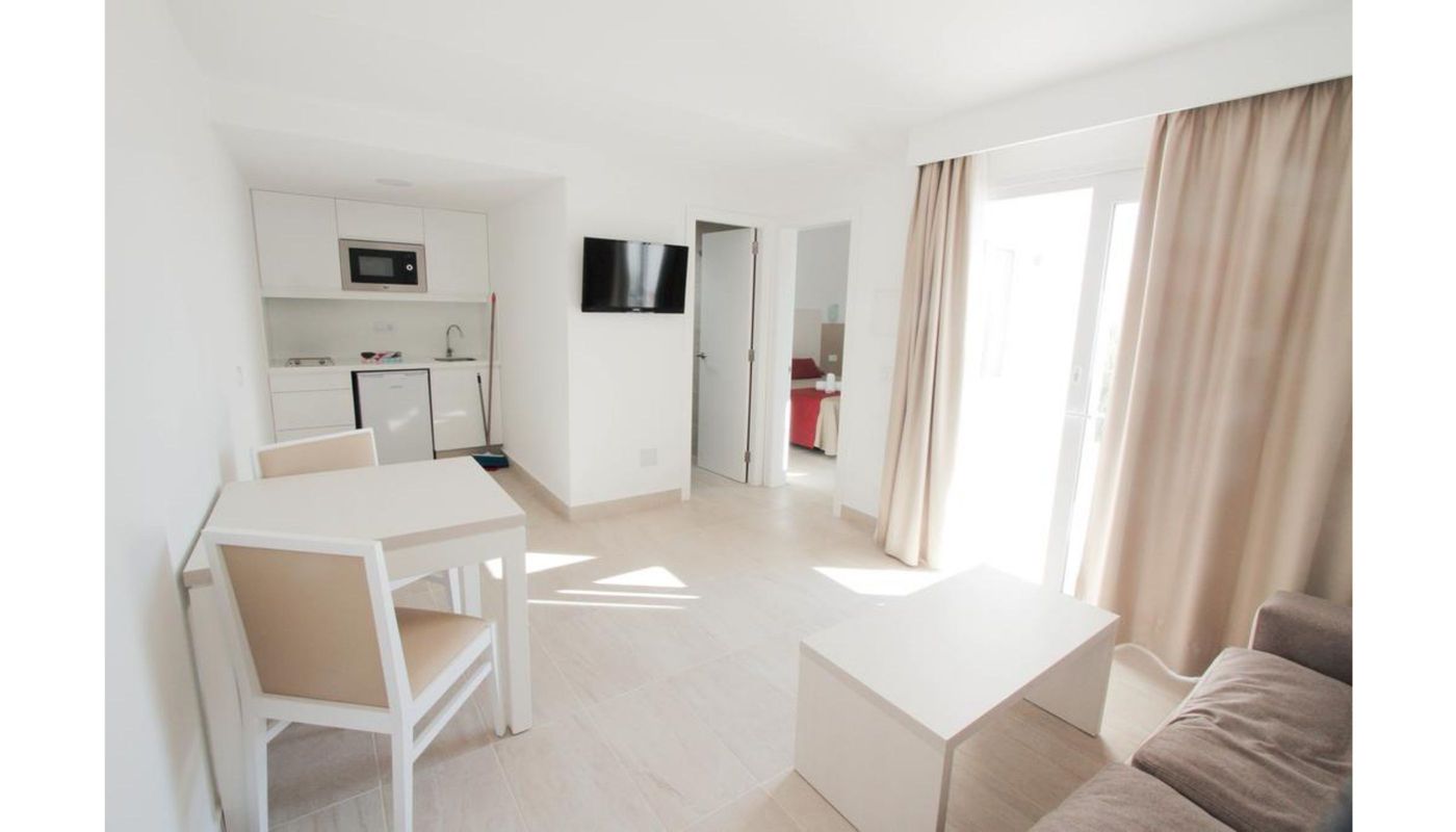 Menorcamar-Apartments---Adults-Only-Room-34