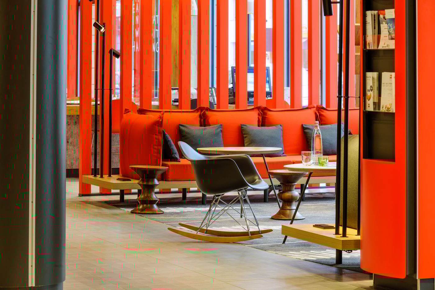 ibis-Muenchen-City-Arnulfpark-Lobby-17