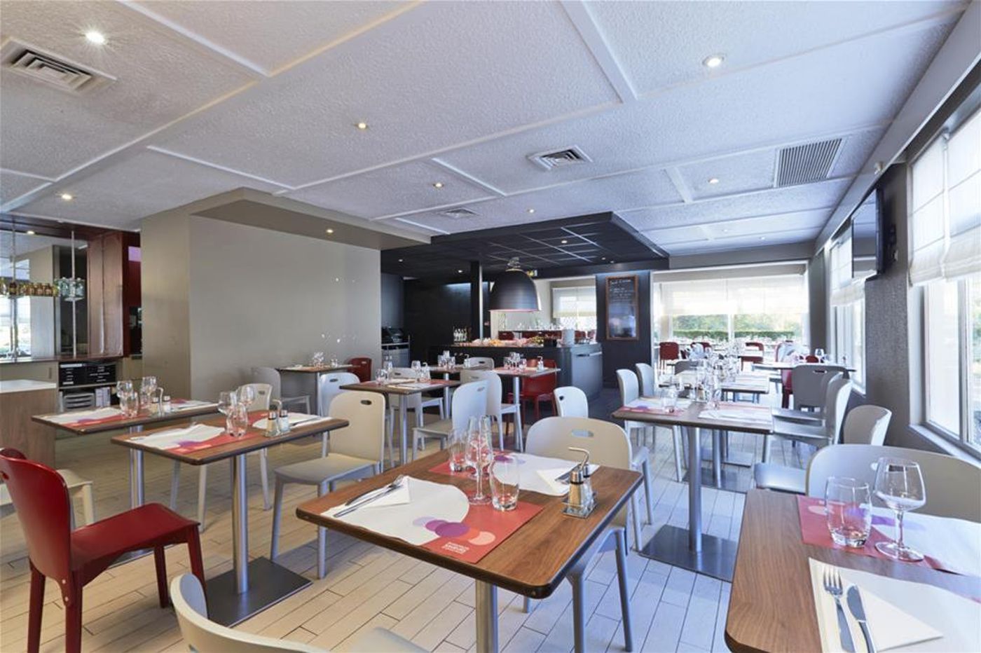 Campanile Lyon Nord - Ecully - France - ECULLY - General view - 1