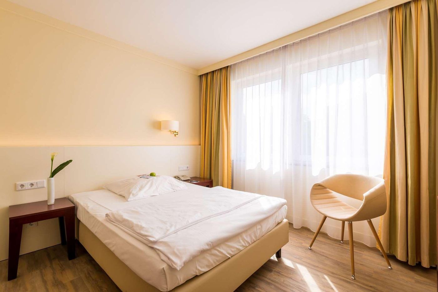Relexa-Stuttgarter-Hof-Room-15