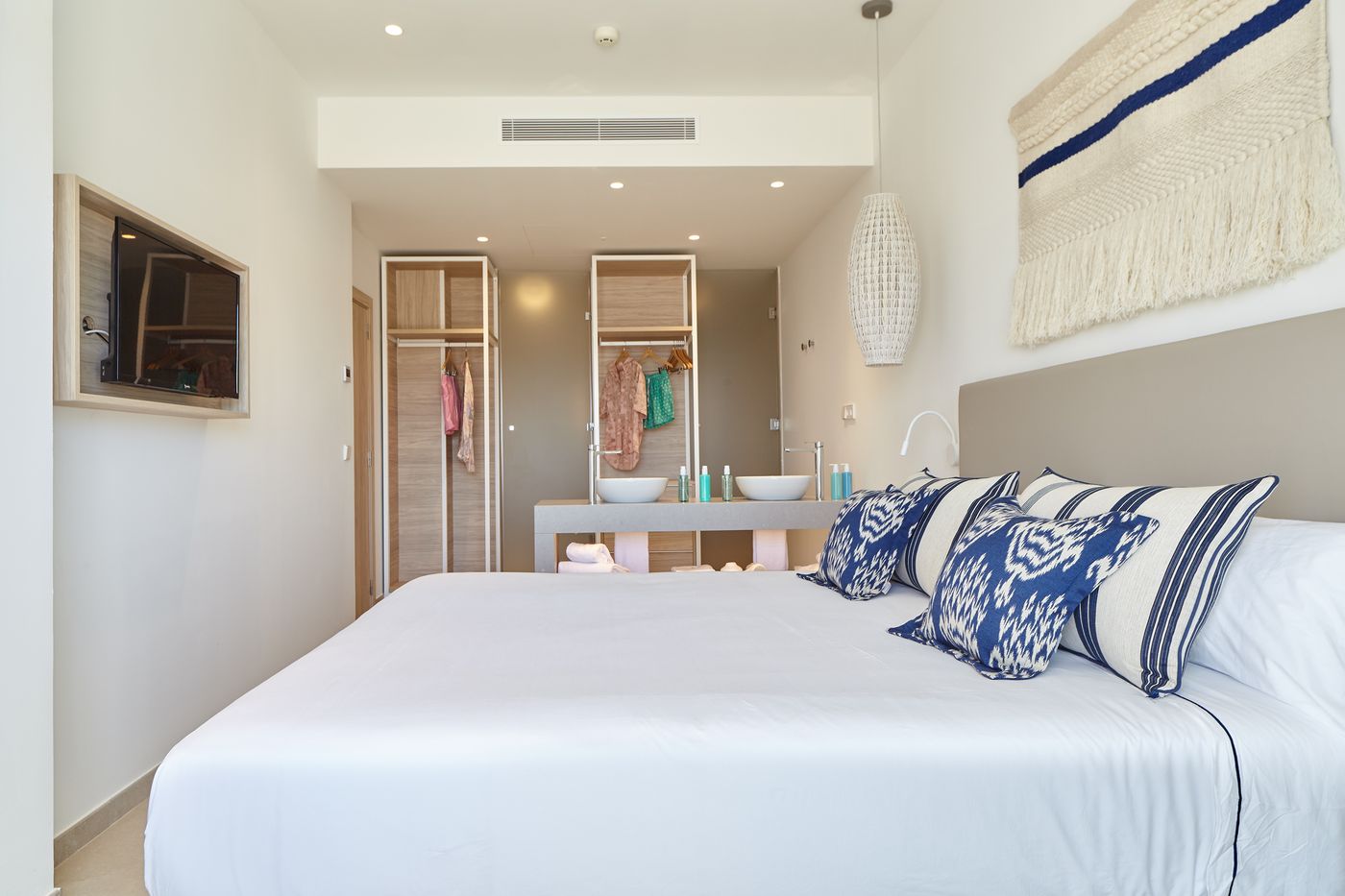 Marina-Palace-Prestige-by-Intercorp-Hotel-Group-Room-24