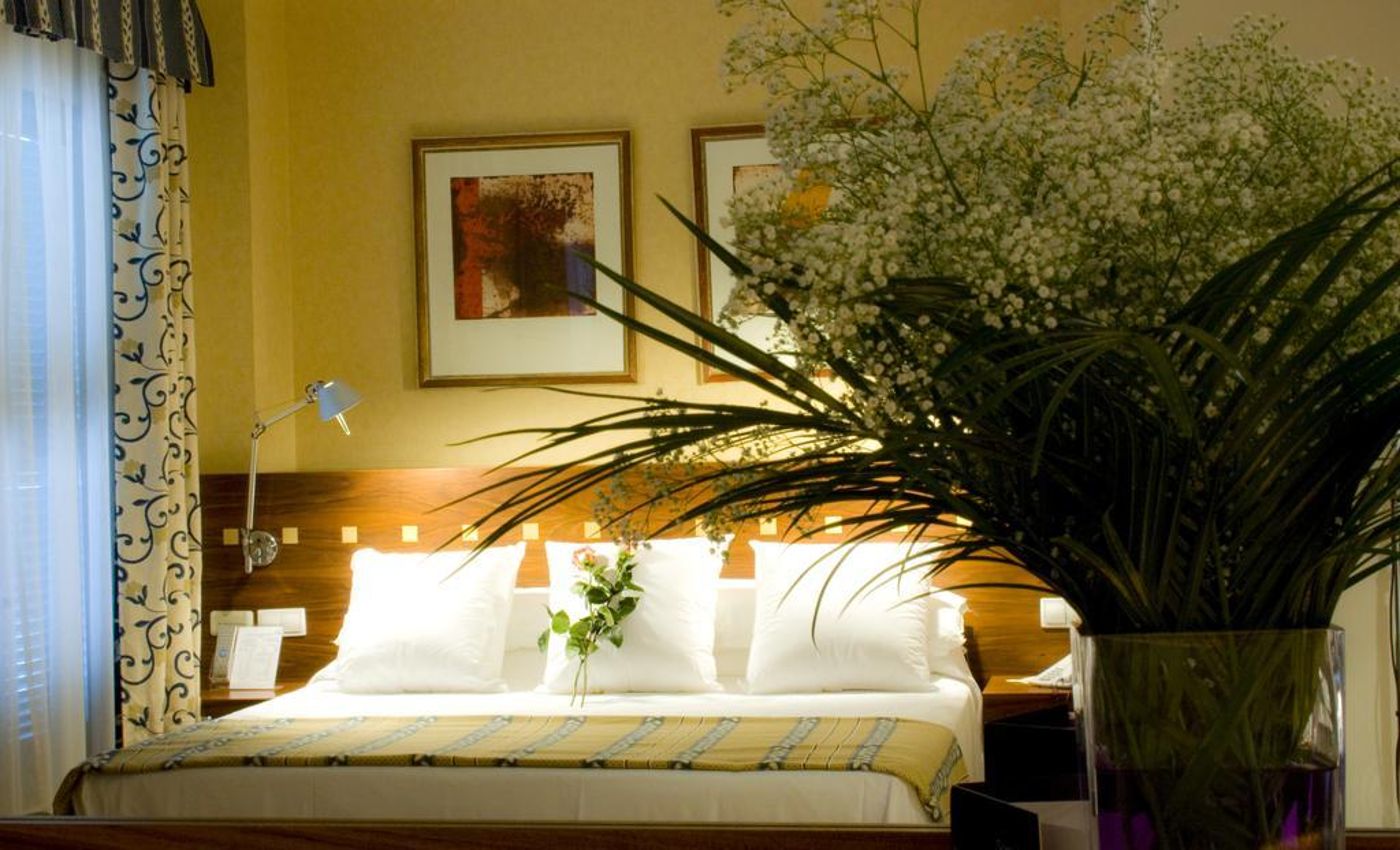 Gran-Hotel-Victoria-Room-5