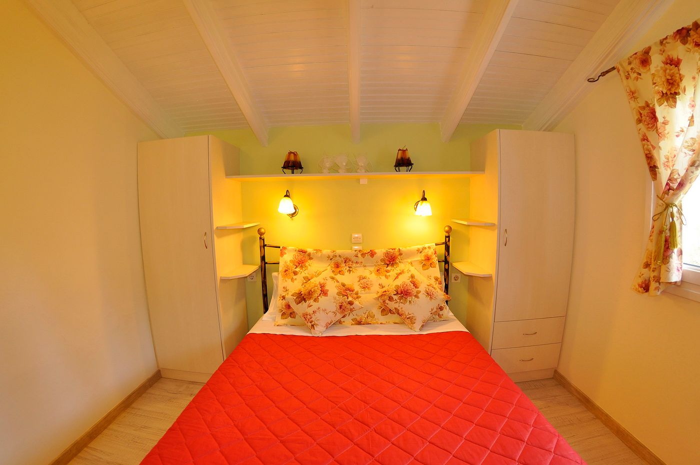 Mazis-Apartments-Room-38