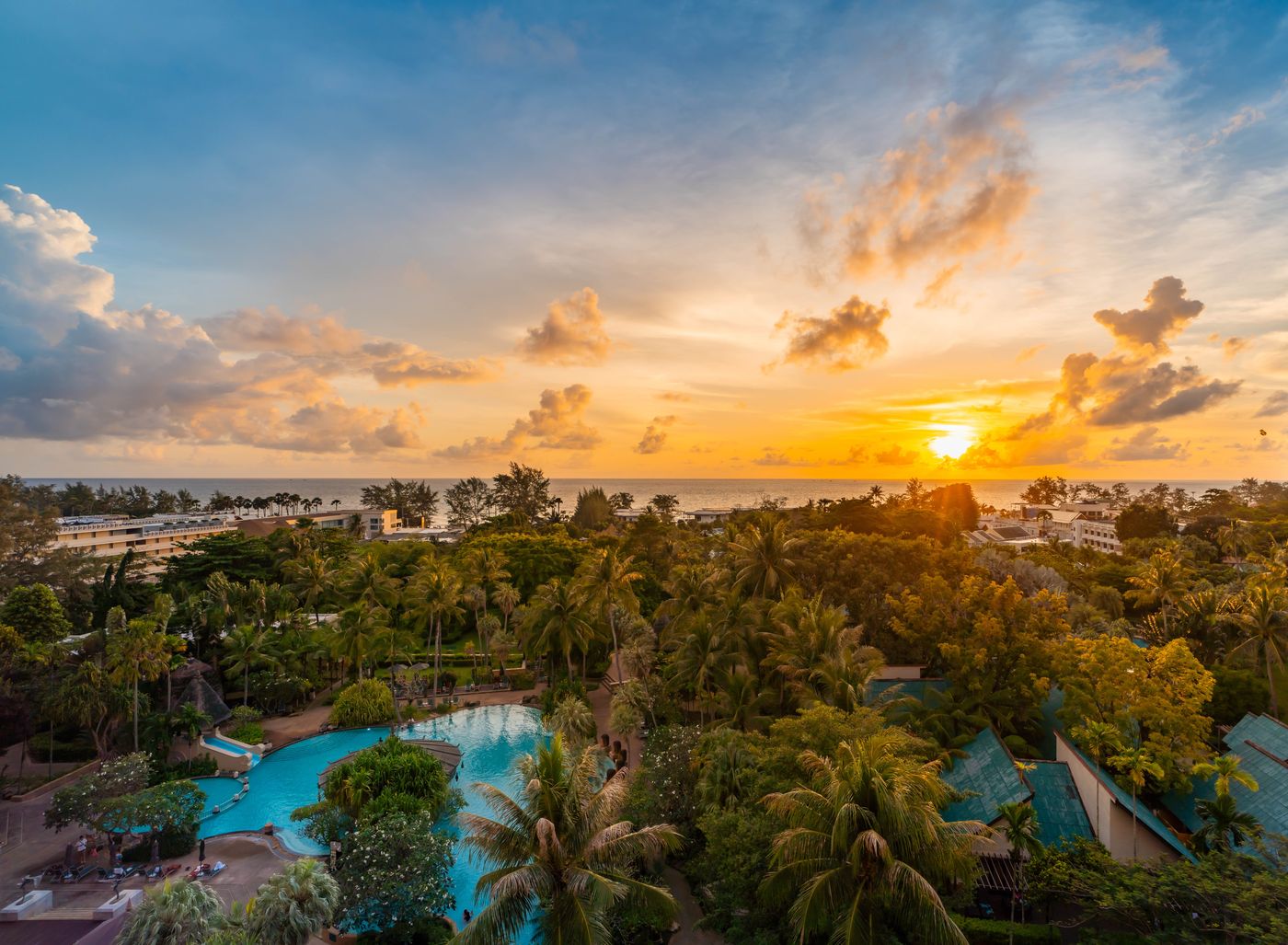 Movenpick-Resort---Spa-Karon-Beach-Phuket-General-view-13