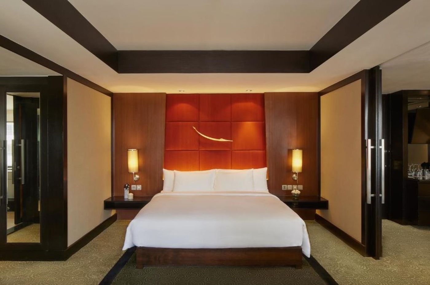 Banyan-Tree-Bangkok-Room-36