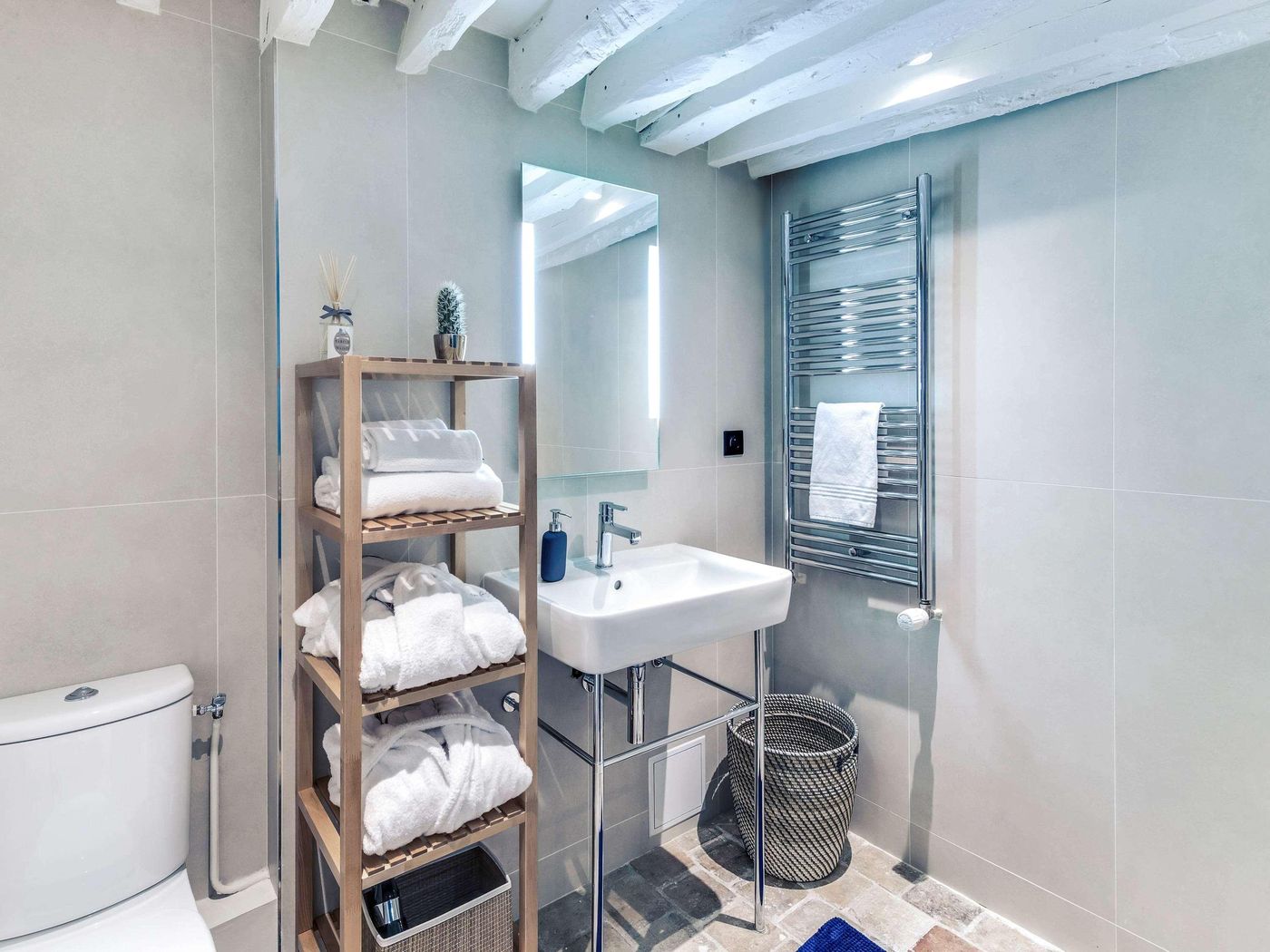 Mercure-Paris-Opera-Grands-Boulevards-Room-53