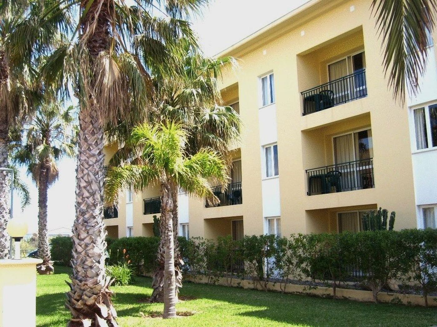 Inatel-Porto-Santo-Hotel-Lobby-1