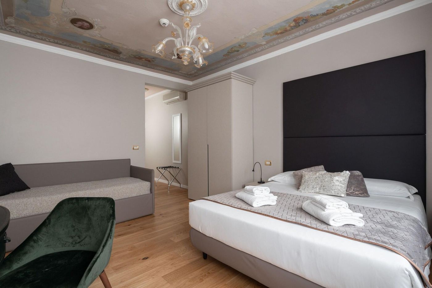 Hotel-Herion-Room-32